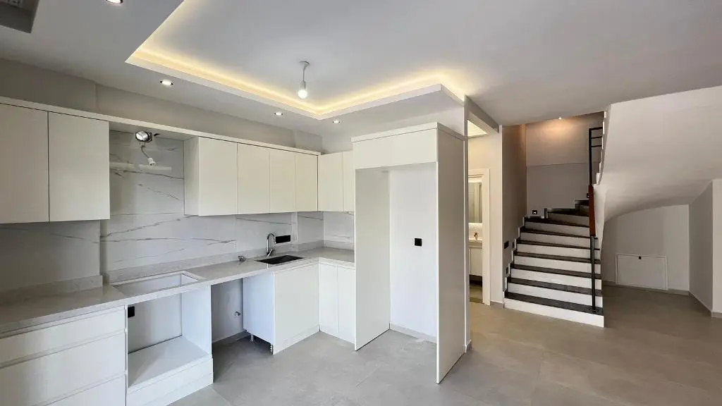 Fitted kitchen